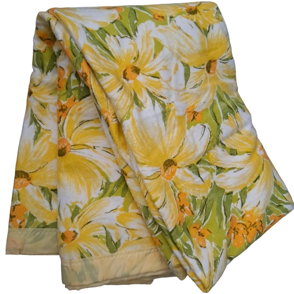 VTG Thermal blanket Satin nylon binding Bold Floral Yellow Country Shabby Chic - Picture 1 of 11